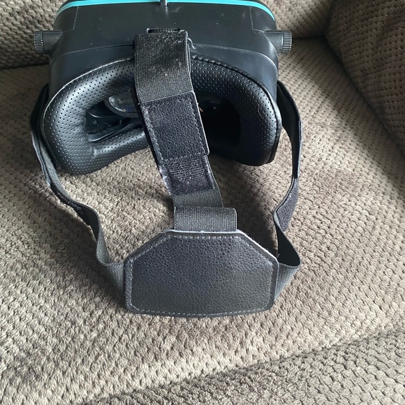 Utopia 360 VR with controller - Picture 4 of 7